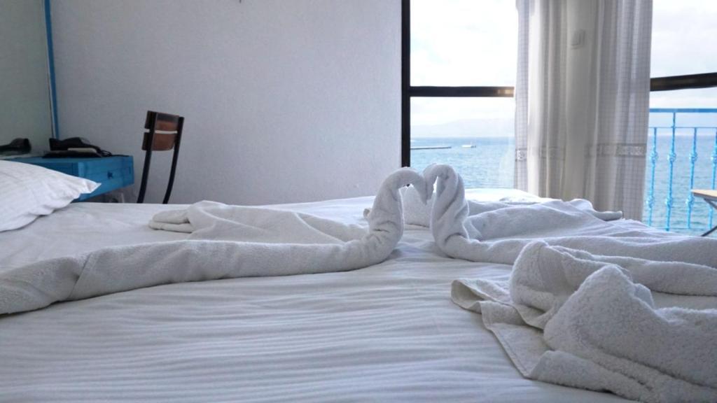 Marin Hotel Çeşme Exteriör bild